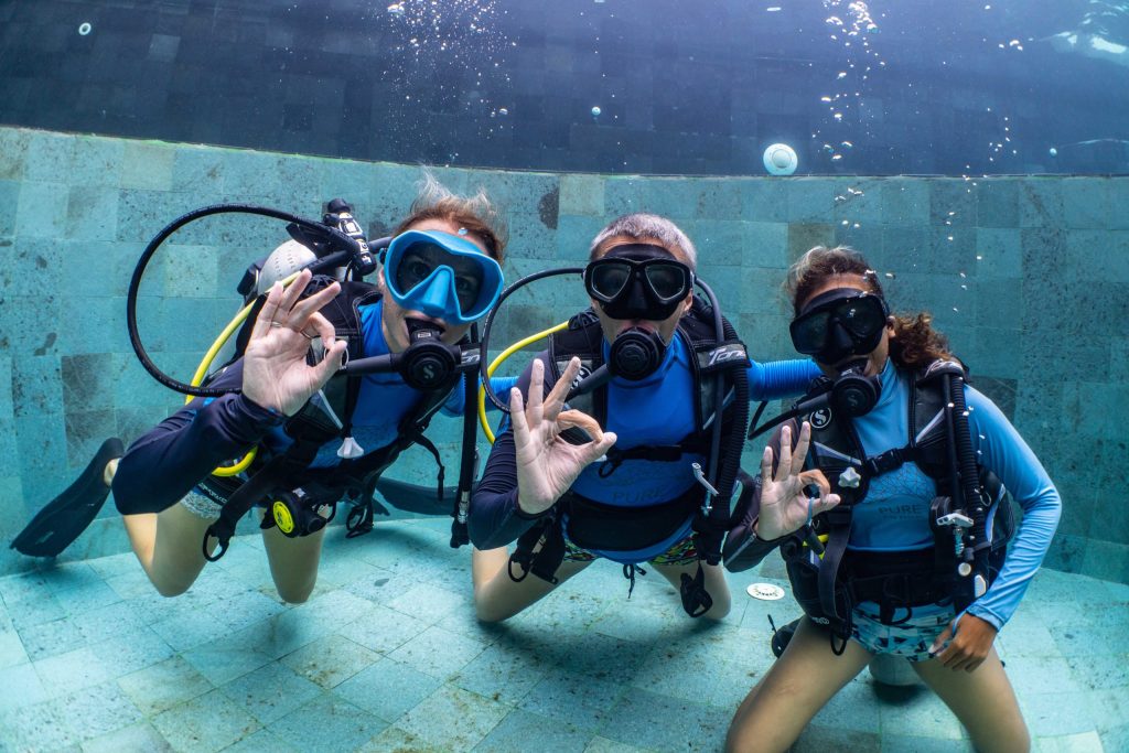 SSI/PADI Open Water Course (Theory+ Pool Session+4 OW Dives)
